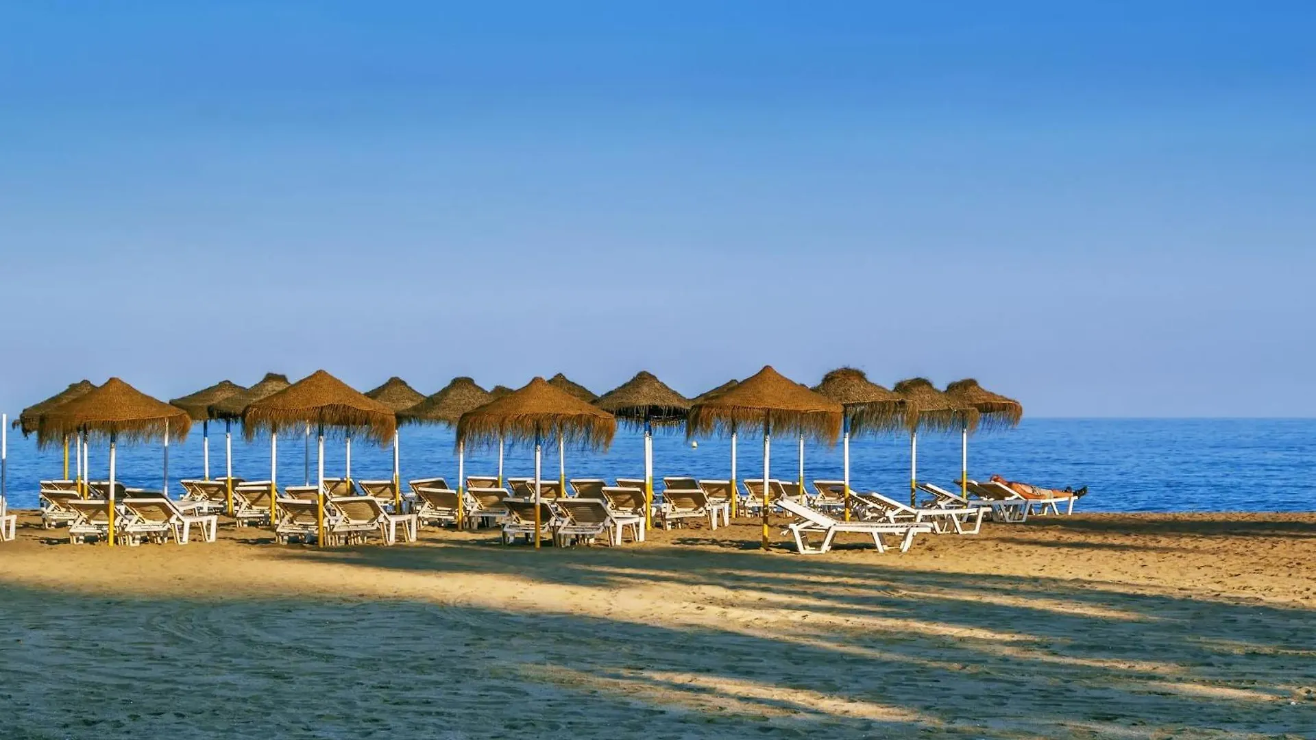 Playamar, Torremolinos, Beautiful Apartment By The Sea Torremolinos